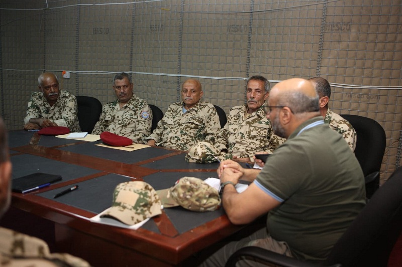 طارق صالح يبلغ قادة والوية قواته في المخا وحيس هذا القرار الخطير
