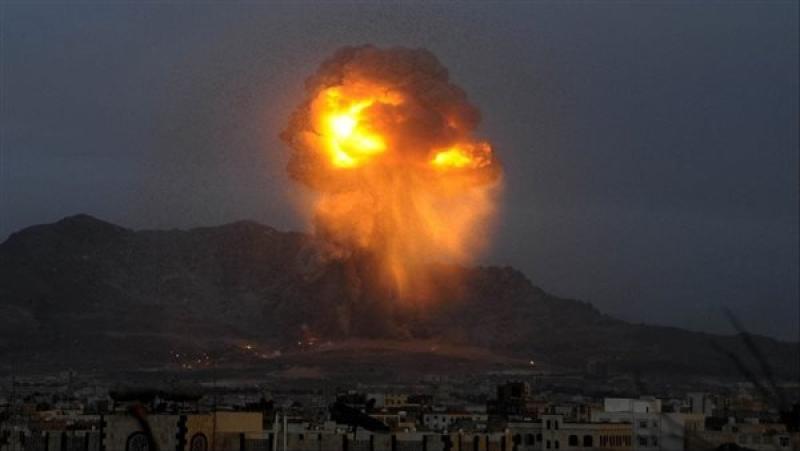 طائرات تشن خمس غارات جوية على عدة مواقع جنوب اليمن 