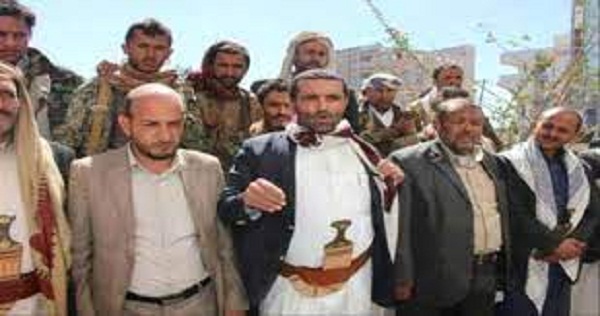 مشرف حوثي في ذمار يستغيث بالمواطنين في البيضاء ويكشف ماذا حدث في "العبدية" خلال الساعات الماضية