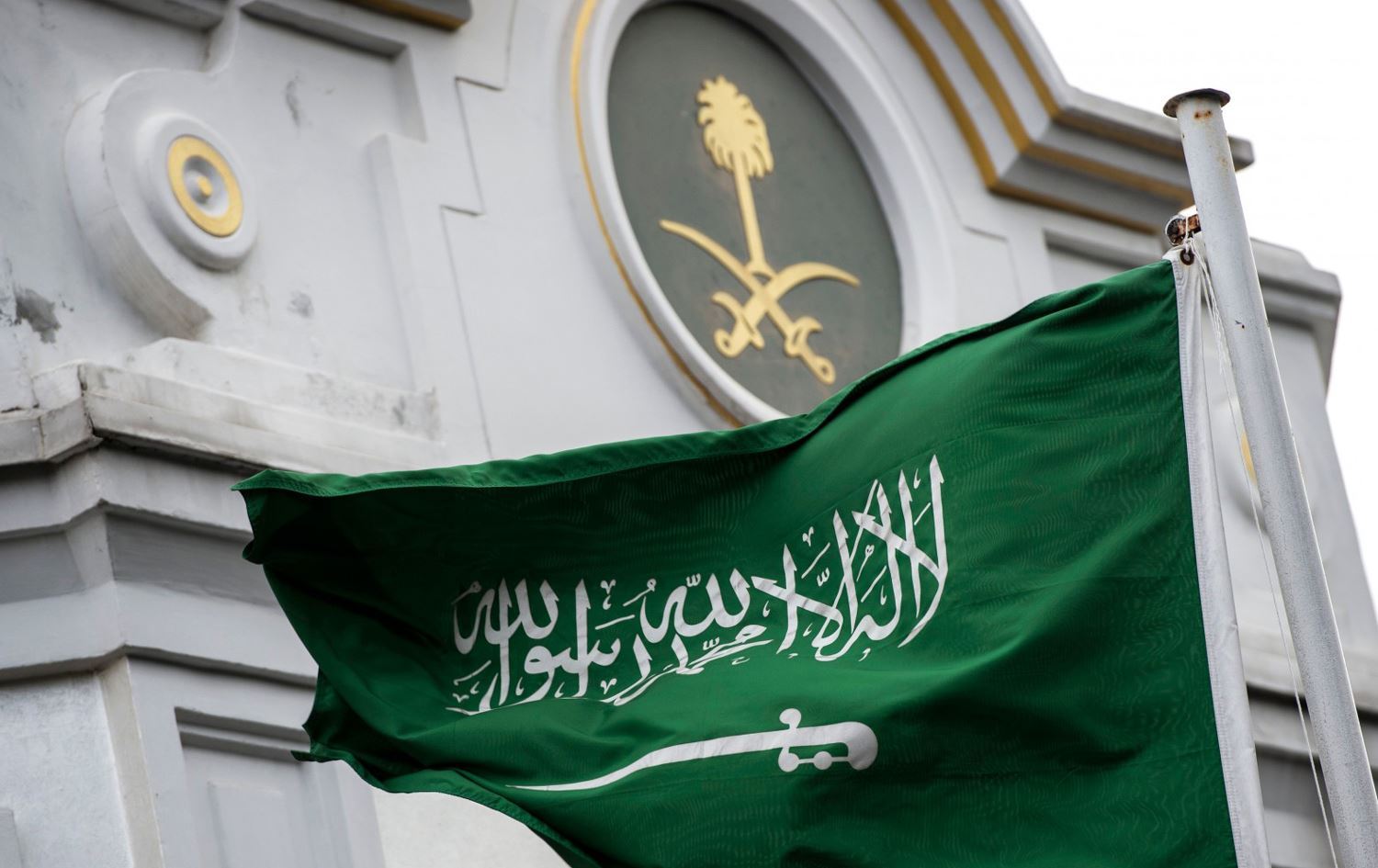 السعودية.. الأميرة لولوة الفيصل تكشف عن عدد وأسماء أشقائها من "الملكة عفت" (فيديو)