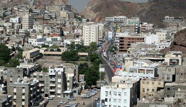 صورة تكشف عن أخطر مؤامرة على اليمن وتستفز كافة اليمنيين في المحافظات الشمالية والجنوبية...شاهد