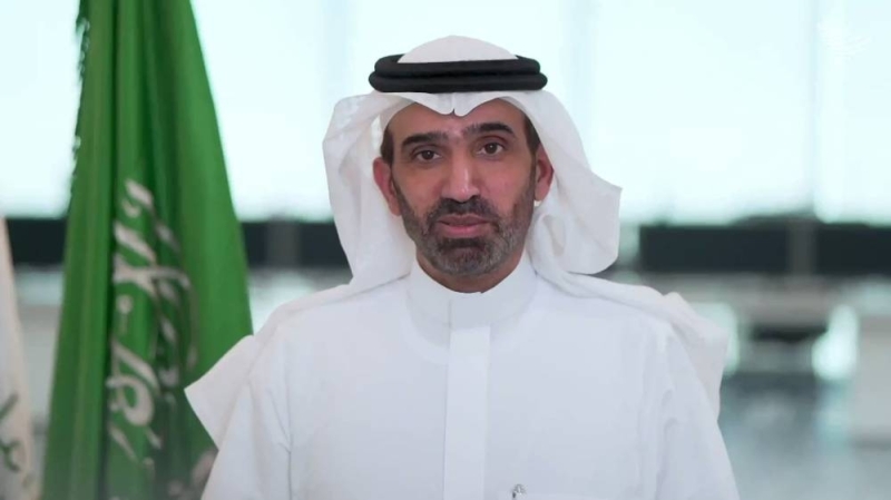 السعوديه..وزير الموارد يصدر 6 قرارات لتوطين عدد من المهن والأنشطة في هذه القطاعات