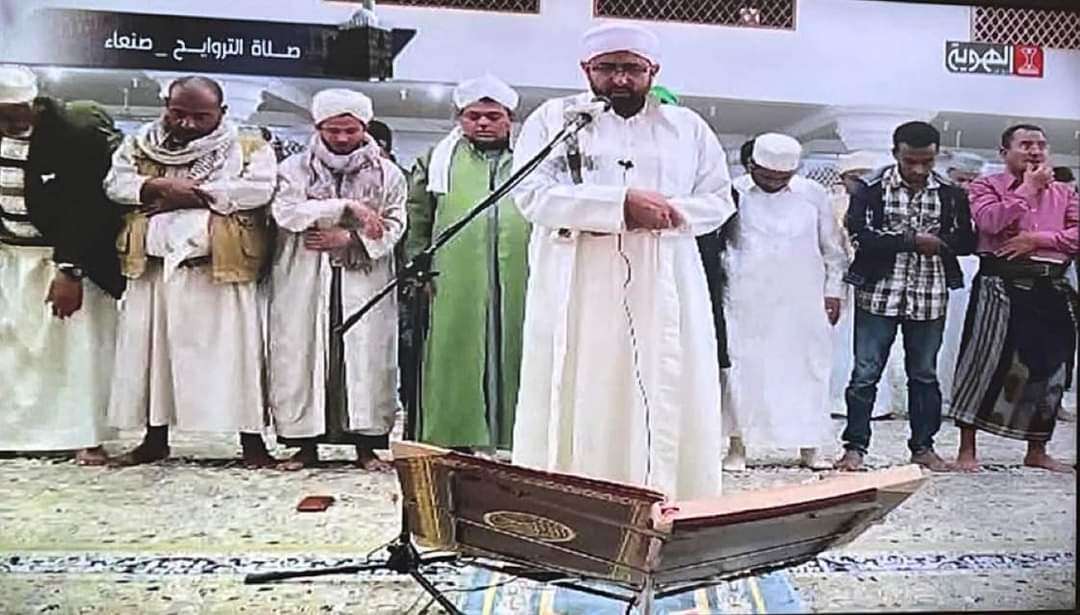 جماعة الحوثيين تتخذ خطوة غير متوقعة بشان الصلاة في صنعاء