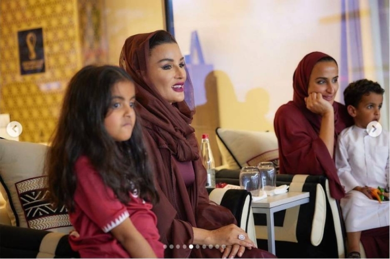 أحدث ظهور للشيخة "موزا بنت ناصر" والدة أمير قطر في حفل افتتاح كأس العالم  2022..شاهد
